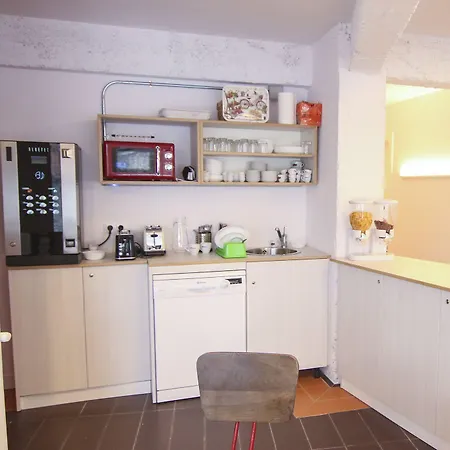 ホステル Enjoy *