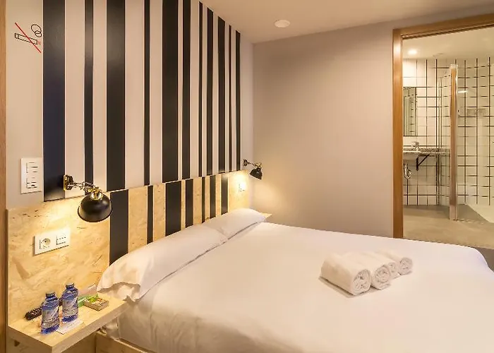 Enjoy Hostel Santander