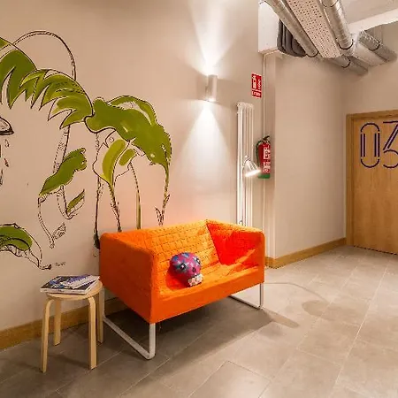 Enjoy Hostal